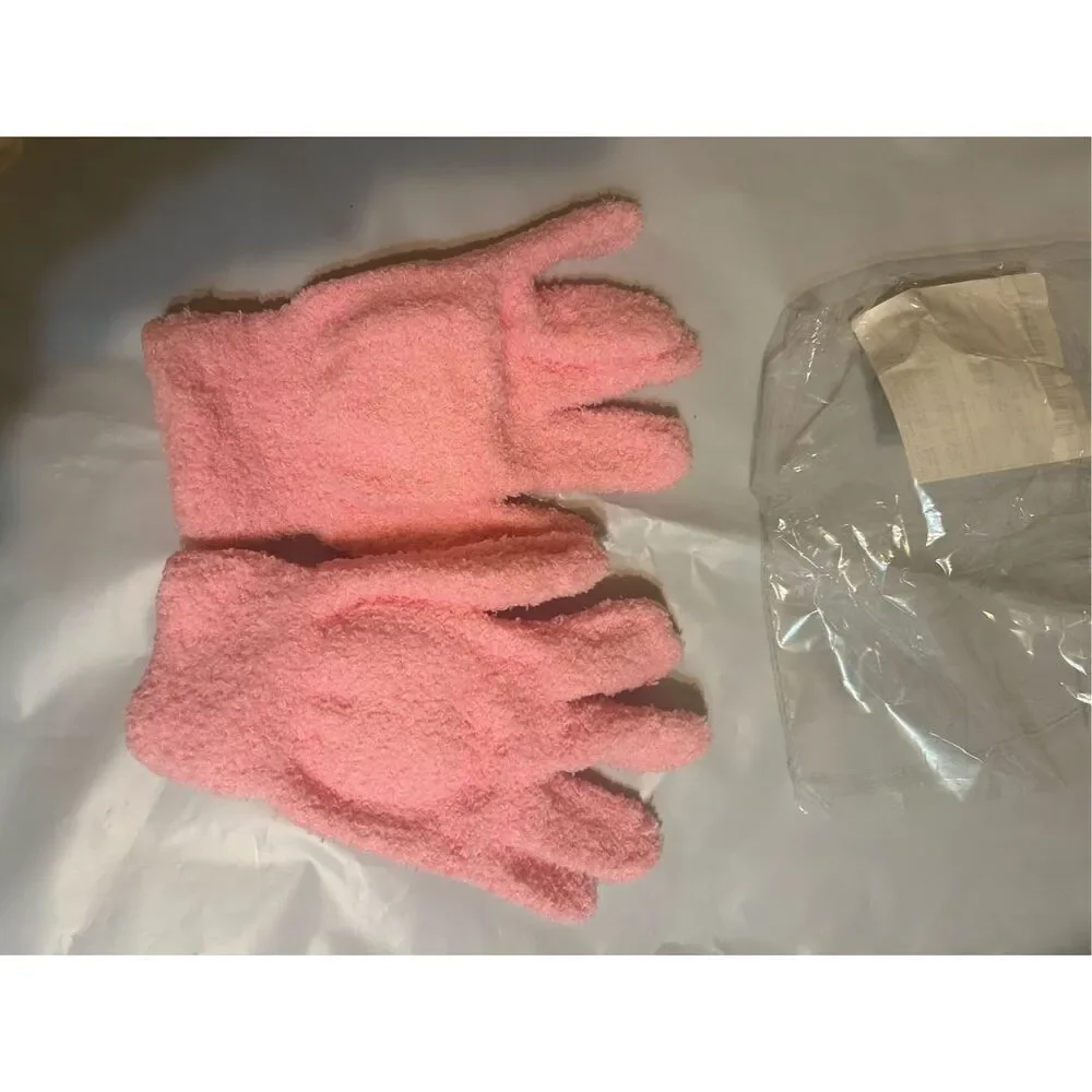 Hello Kitty Soft Plush Winter Gloves